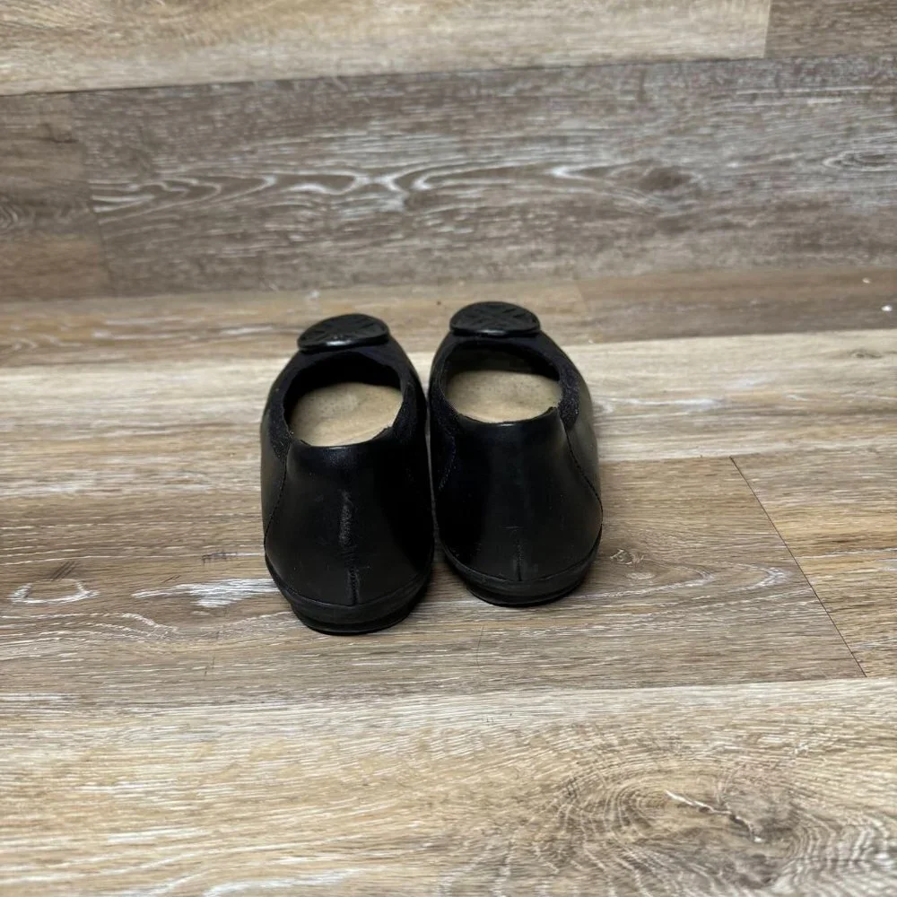 CLARKS Women's Sara Willow Ballet Flat Black Size 6.5